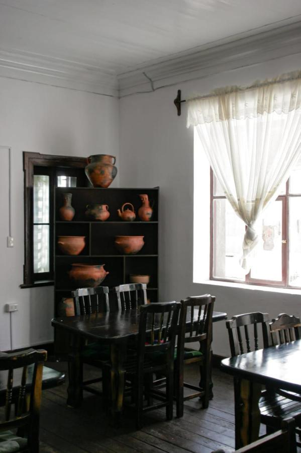 Rummy Hostal Уюні Екстер'єр фото