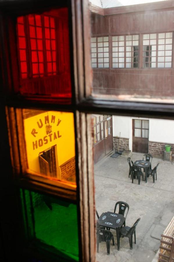 Rummy Hostal Уюні Екстер'єр фото