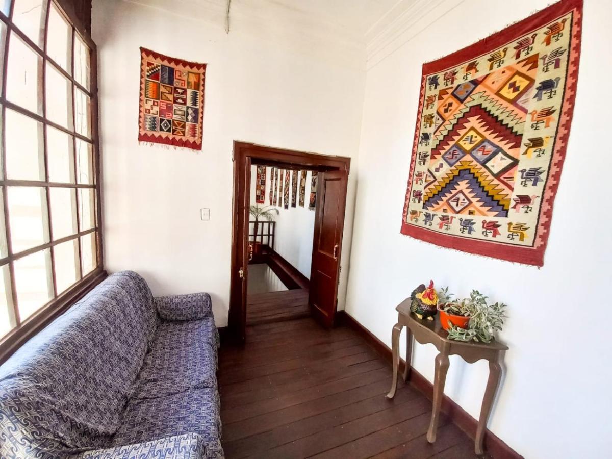 Rummy Hostal Уюні Екстер'єр фото