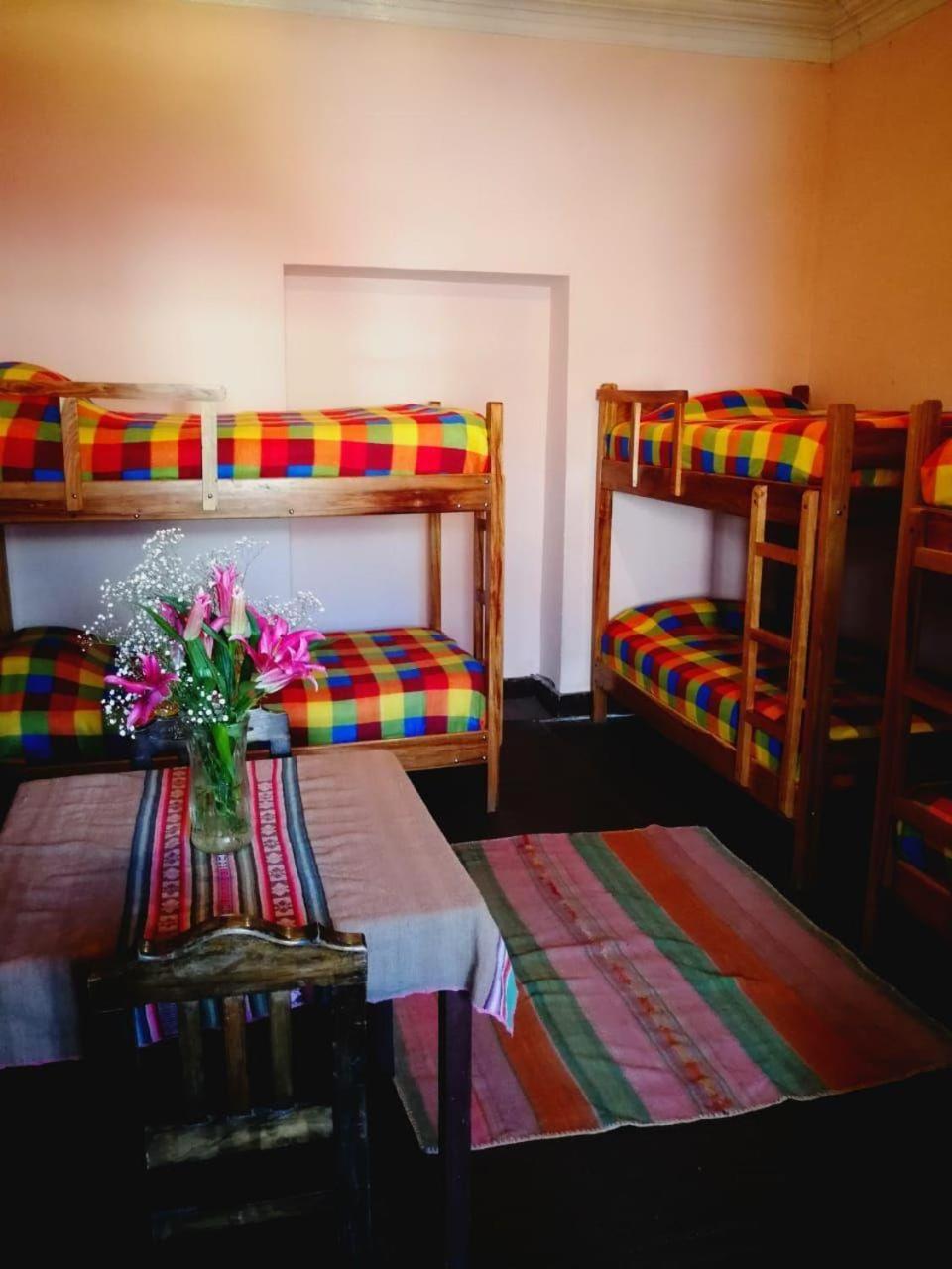 Rummy Hostal Уюні Екстер'єр фото